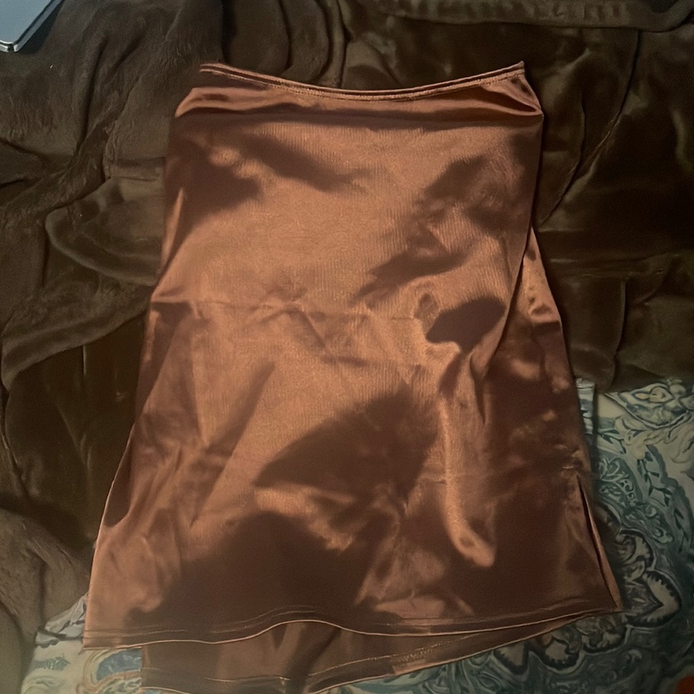 Metallic orange skirt